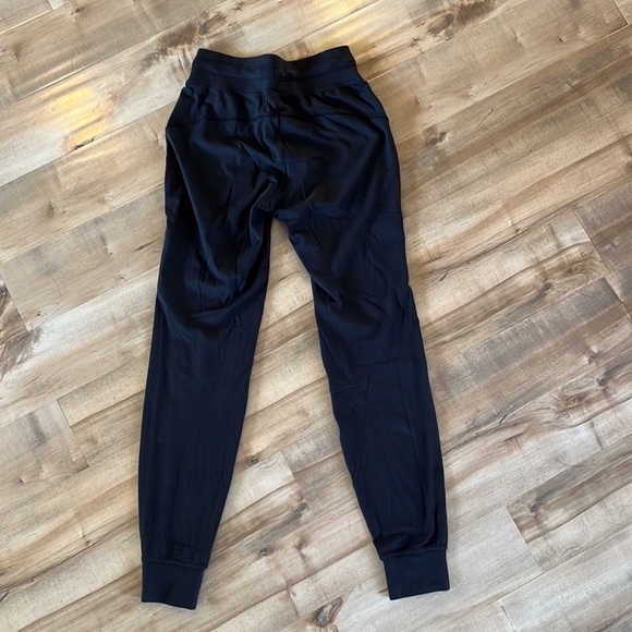 Lululemon joggers! - Picture 3 of 4